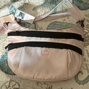 lug Hippy New W/ tags Powder Pink Nylon Crossbody Hip bag RFID Pocket